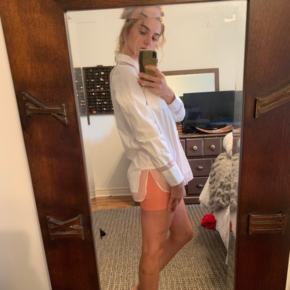 Oversized button up - Picture 2 of 5